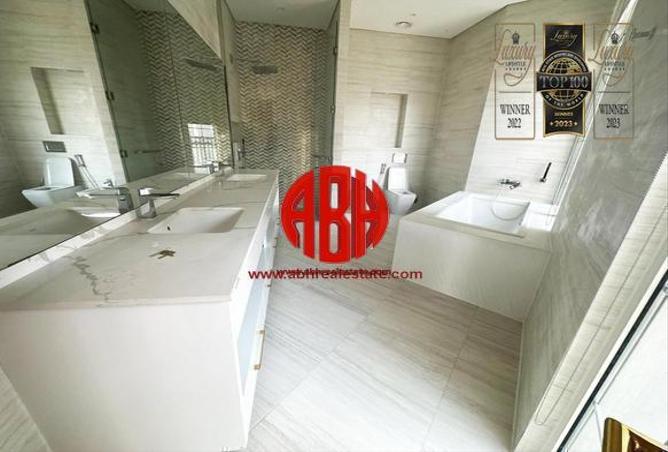 990860 - Property Image 3