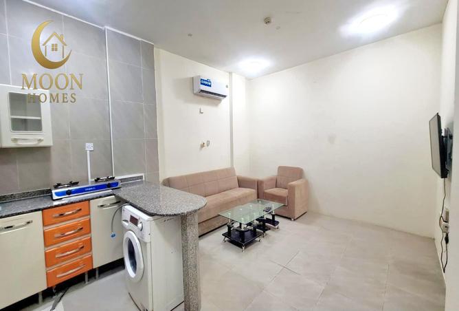 1005899 - Property Image 3