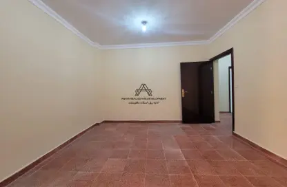 Apartment - 3 Bedrooms - 2 Bathrooms for rent in Al Mansoura - Doha