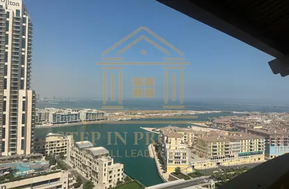 Apartment - 3 Bedrooms - 4 Bathrooms for rent in East Porto Drive - Porto Arabia - The Pearl Island - Doha