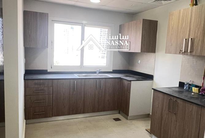 880524 - Property Image 3