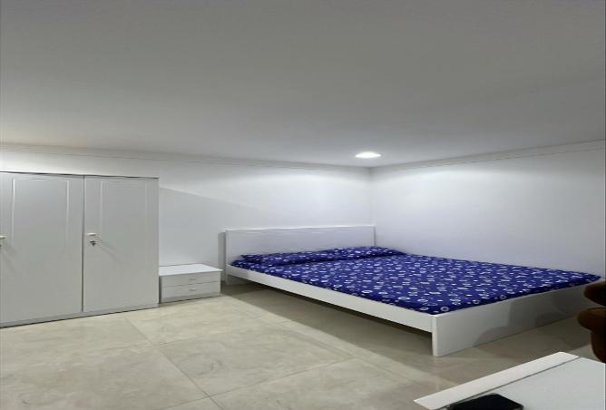 966325 - Property Image 2