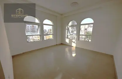 Empty Room image for: Apartment - 1 Bedroom - 2 Bathrooms for rent in Fereej Abdul Aziz - Fereej Abdul Aziz - Doha, Image 1