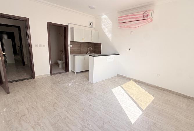 1003222 - Property Image 2