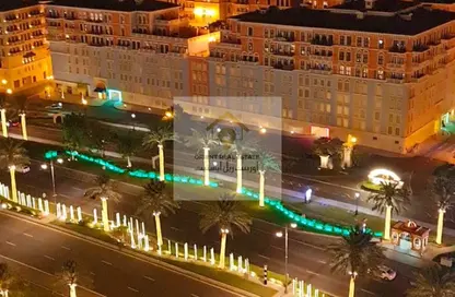 Apartment - 1 Bedroom - 2 Bathrooms for sale in Porto Arabia - The Pearl Island - Doha
