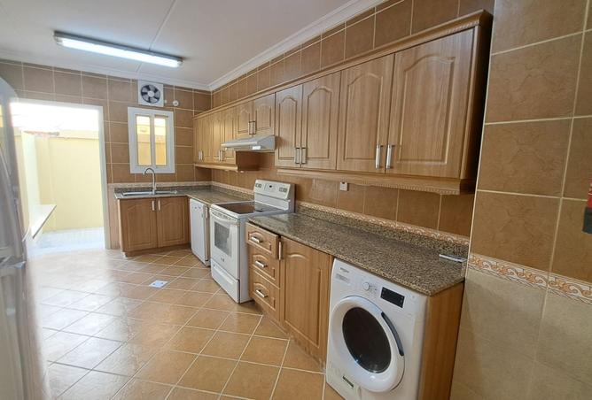 1003967 - Property Image 3