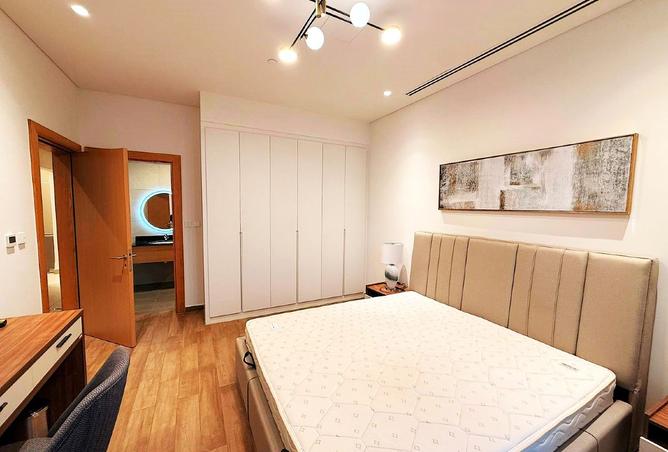 981753 - Property Image 2