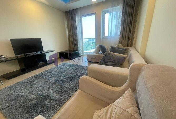 989442 - Property Image 2