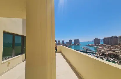 شقة - 2 غرف نوم - 3 حمامات للبيع في طريق بورتو الغربي - بورتو أرابيا - جزيرة اللؤلؤة - الدوحة