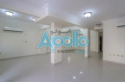 Empty Room image for: Villa - 6 Bedrooms - 5 Bathrooms for rent in Muaither South - Muaither South - Muaither Area - Doha, Image 1