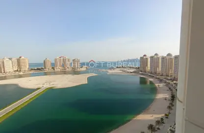 Apartment - 2 Bedrooms - 3 Bathrooms for rent in Viva West - Viva Bahriyah - The Pearl Island - Doha
