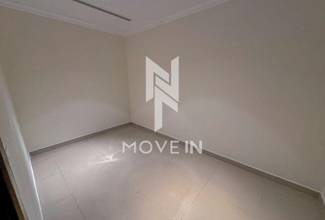 963285 - Property Image 3