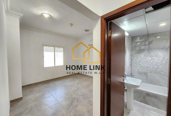 946562 - Property Image 2