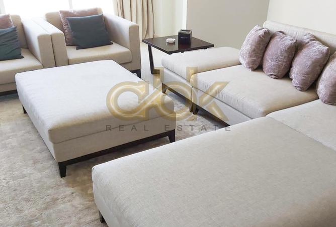 965249 - Property Image 3