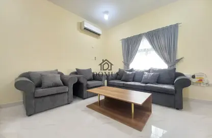 Apartment - 2 Bedrooms - 1 Bathroom for rent in Anas Street - Fereej Bin Mahmoud North - Fereej Bin Mahmoud - Doha