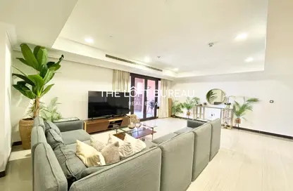 Apartment - 2 Bedrooms - 2 Bathrooms for rent in East Porto Drive - Porto Arabia - The Pearl Island - Doha
