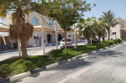 Compound - 3 Bedrooms - 3 Bathrooms for rent in Souk Al gharaffa - Al Gharrafa - Doha