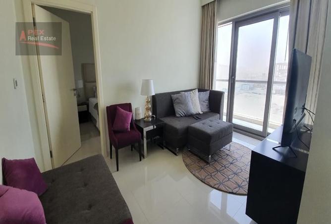 680235 - Property Image 2
