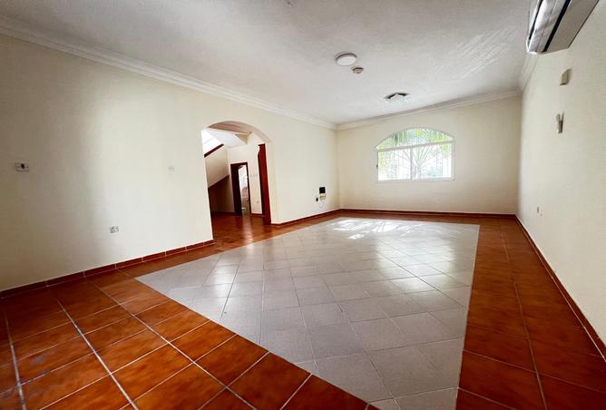 1000695 - Property Image 2