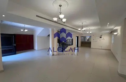 Villa - 3 Bedrooms - 3 Bathrooms for rent in Souk Al gharaffa - Al Gharrafa - Doha