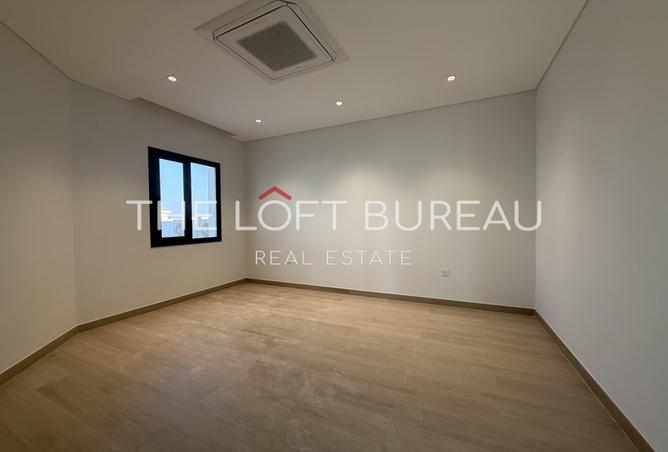 962830 - Property Image 3