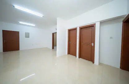Apartment - 3 Bedrooms - 2 Bathrooms for rent in EB12 - Fereej Bin Mahmoud North - Fereej Bin Mahmoud - Doha