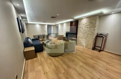 Apartment - 2 Bedrooms - 2 Bathrooms for rent in Musheireb Apartments - Musheireb - Doha