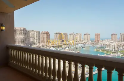 Apartment - 3 Bedrooms - 4 Bathrooms for rent in Tower 1 - Porto Arabia - The Pearl Island - Doha