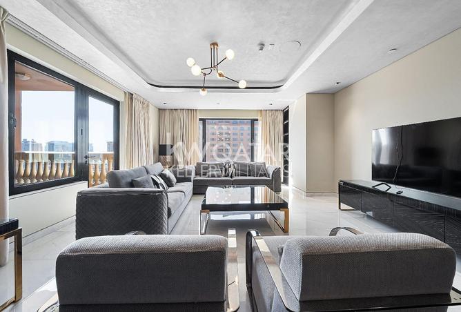 974430 - Property Image 3