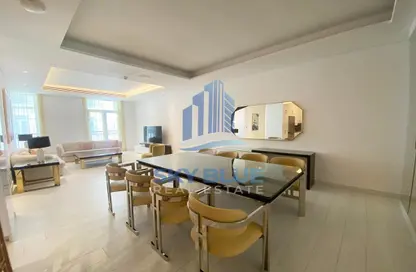 Apartment - 2 Bedrooms - 4 Bathrooms for rent in The Pearl Island - Doha