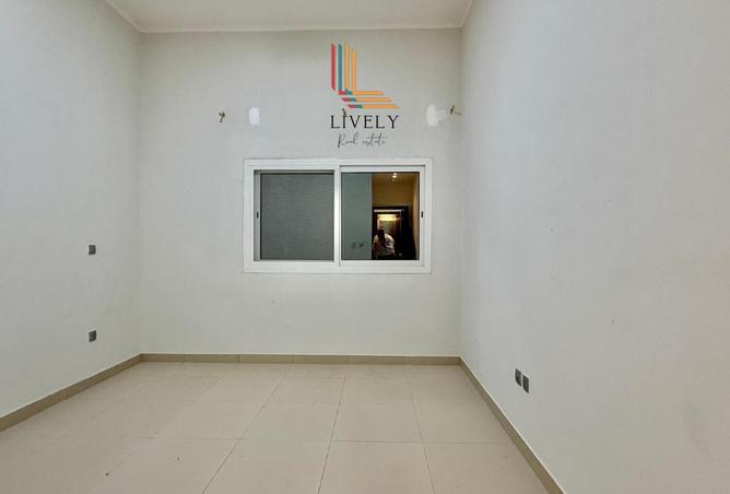 1001971 - Property Image 2