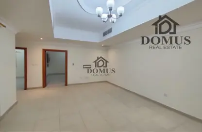 Apartment - 2 Bedrooms - 2 Bathrooms for rent in Thabit Bin Zaid Street - Al Mansoura - Doha