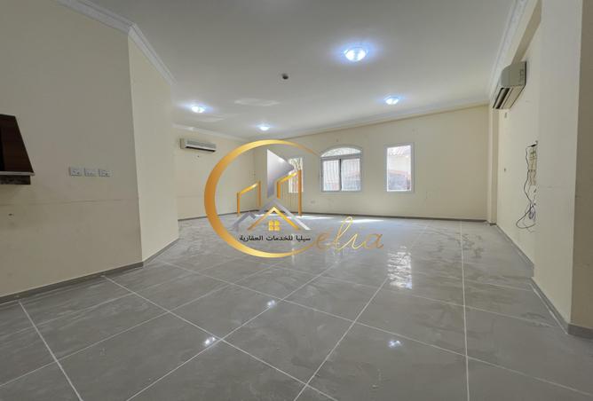 928535 - Property Image 3