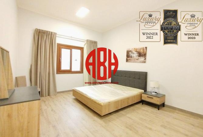 982656 - Property Image 3