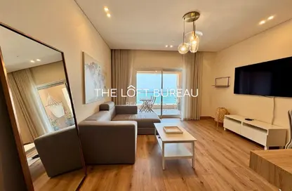 Apartment - Studio - 1 Bathroom for rent in Viva East - Viva Bahriyah - The Pearl Island - Doha
