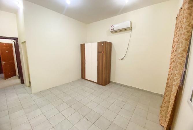 943253 - Property Main Image