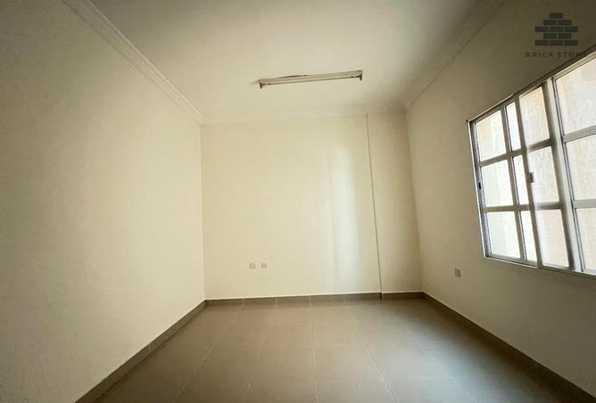 977905 - Property Image 3