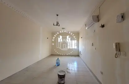 شقة - 3 غرف نوم - 2 حمامات للايجار في المنصورة - المنصورة - الدوحة