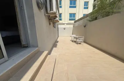 Apartment - 1 Bedroom - 2 Bathrooms for rent in Al Sadd Road - Al Sadd - Doha