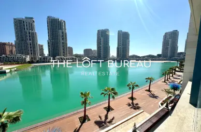 Apartment - 2 Bedrooms - 4 Bathrooms for sale in Gewan Island - The Pearl Island - Doha