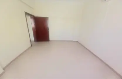 شقة - 3 غرف نوم - 2 حمامات للايجار في منتزه 7 - المنتزه - الدوحة