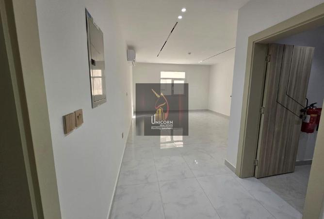 963247 - Property Image 3