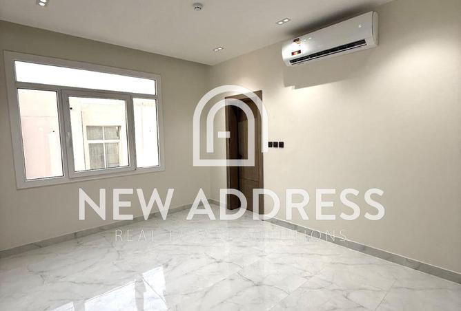 1000671 - Property Image 2