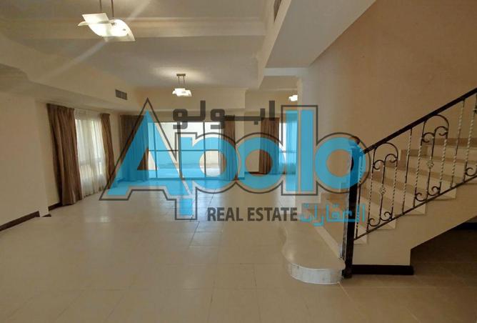 969528 - Property Image 2