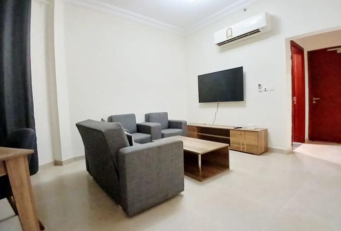 963834 - Property Image 2