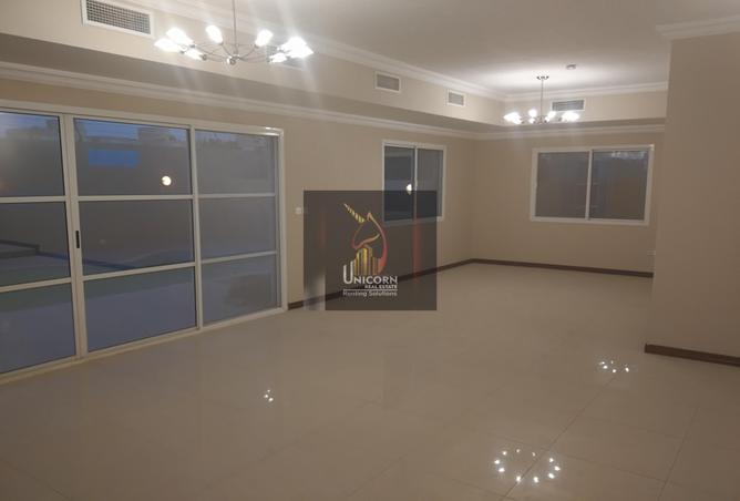 949109 - Property Image 3