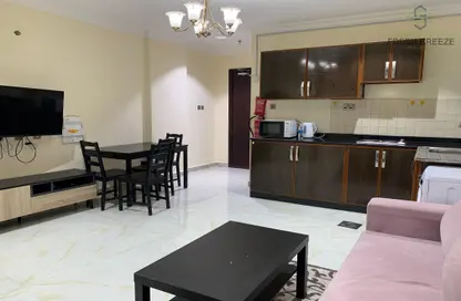 شقة - غرفة نوم - 2 حمامات للايجار في شارع نجمه - نجمة - الدوحة