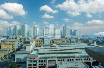 Apartment - 1 Bedroom - 2 Bathrooms for rent in Tower 22 - Porto Arabia - The Pearl Island - Doha