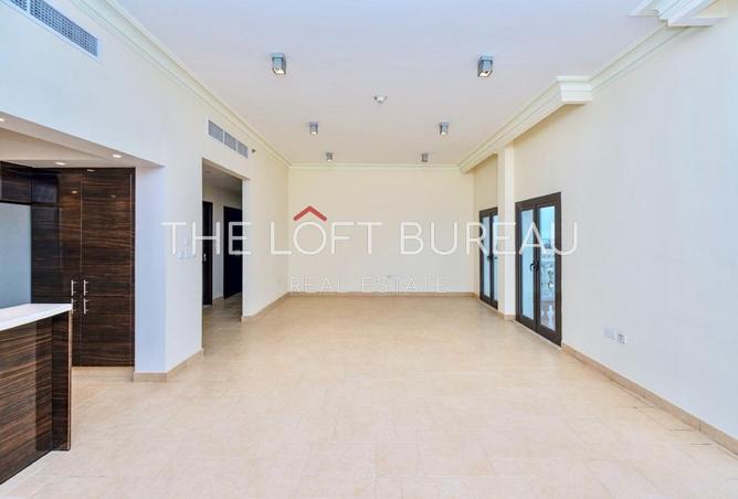 960171 - Property Image 2