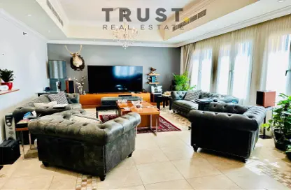 Apartment - 3 Bedrooms - 4 Bathrooms for sale in Porto Arabia Townhouses - Porto Arabia - The Pearl Island - Doha